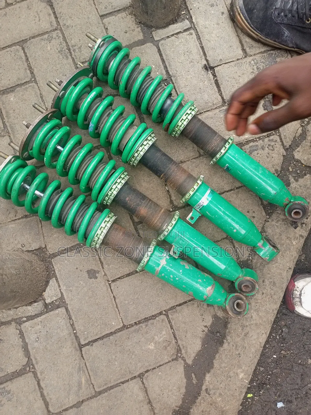 Toyota Crown Coilovers