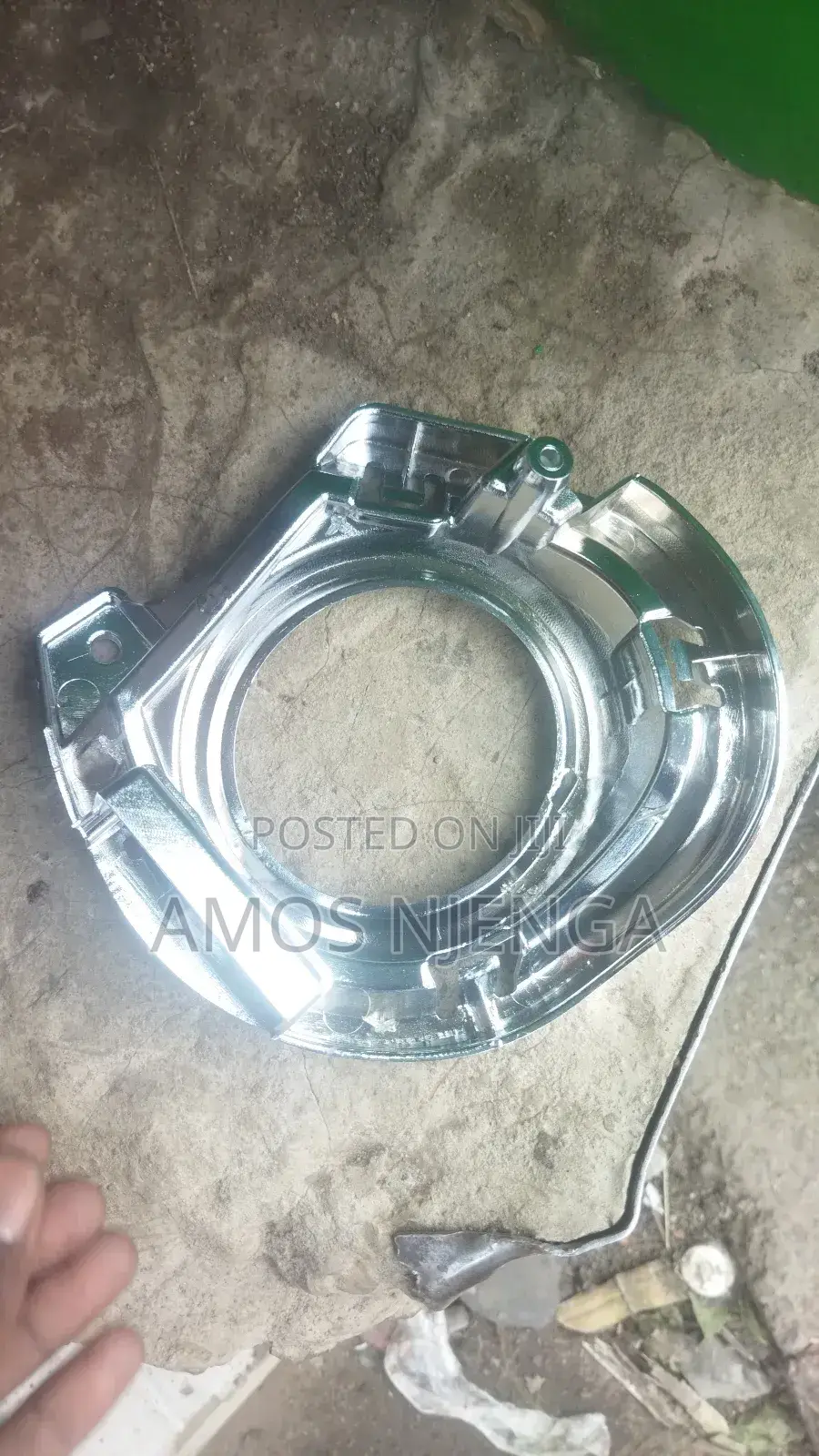 Axio 2012 Chrome Foglights Cover