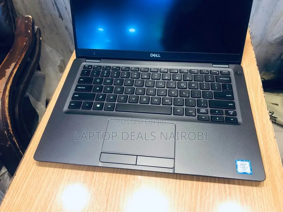 Laptop Dell Latitude 5300 8GB Intel Core I5 SSD 256GB