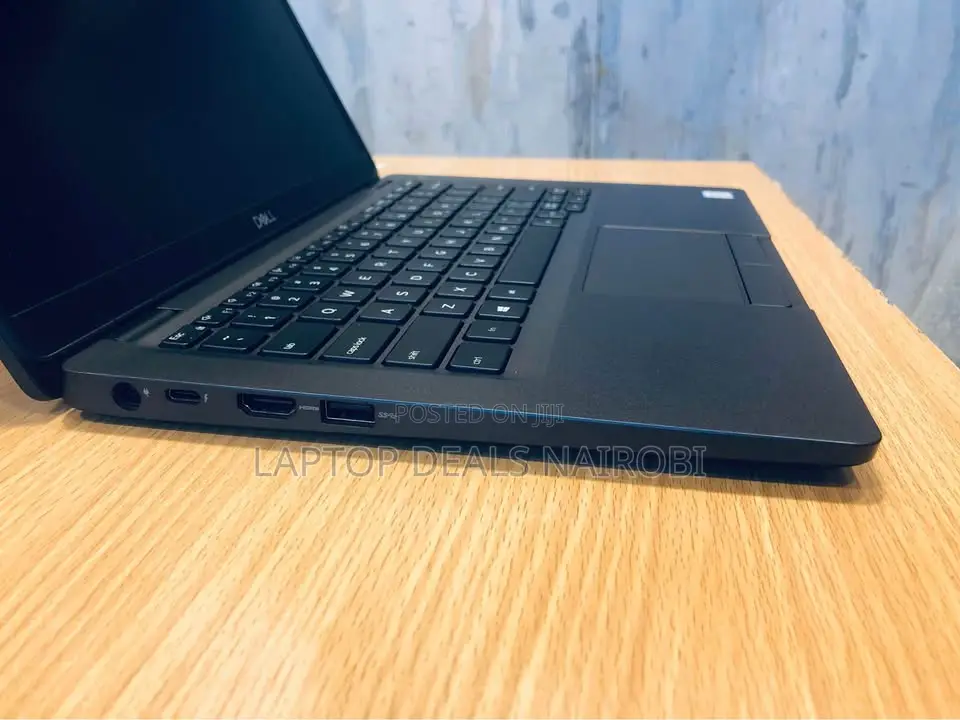 Laptop Dell Latitude 5300 8GB Intel Core I5 SSD 256GB