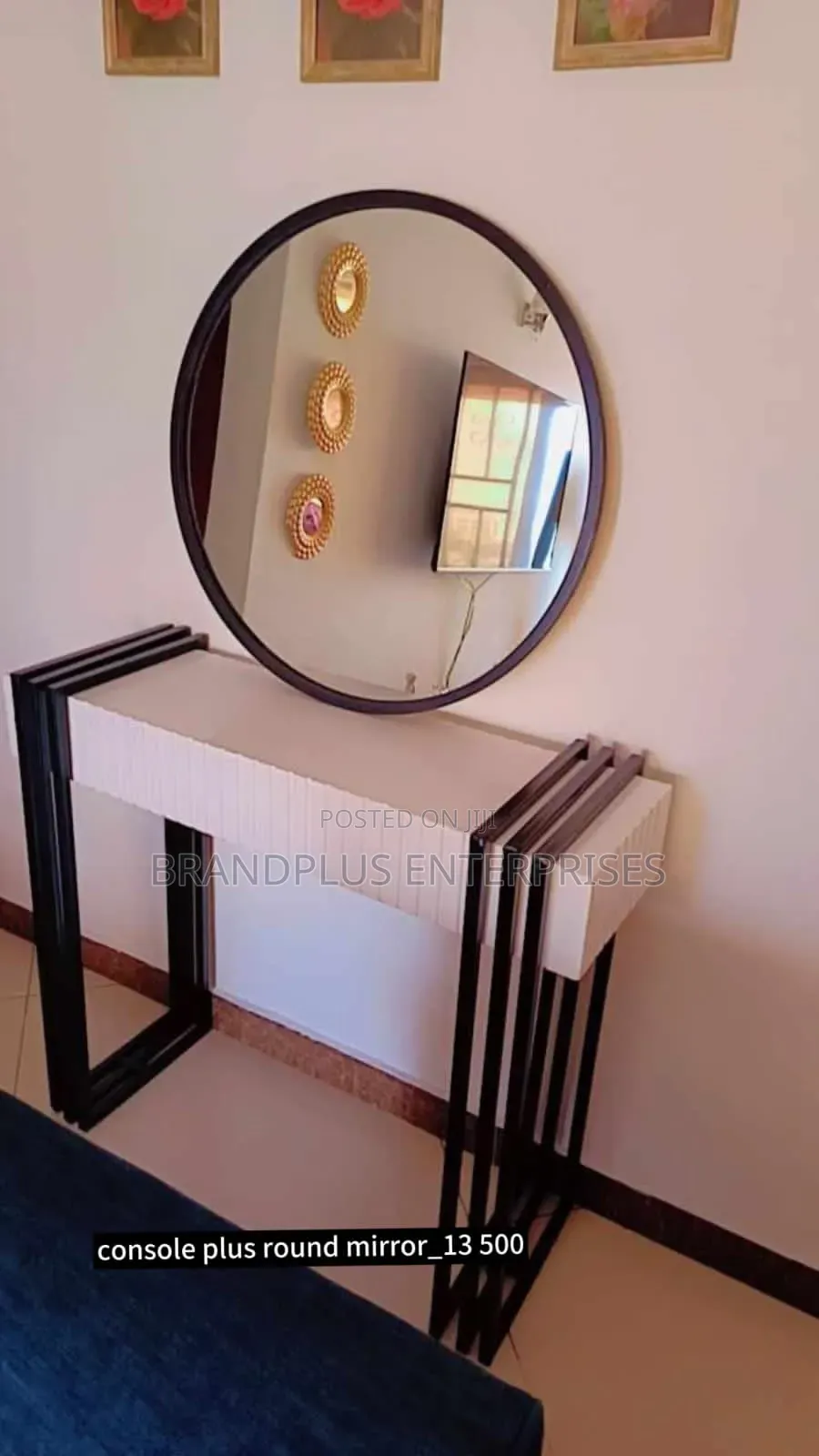 Black And White Console Table With Round Mirror