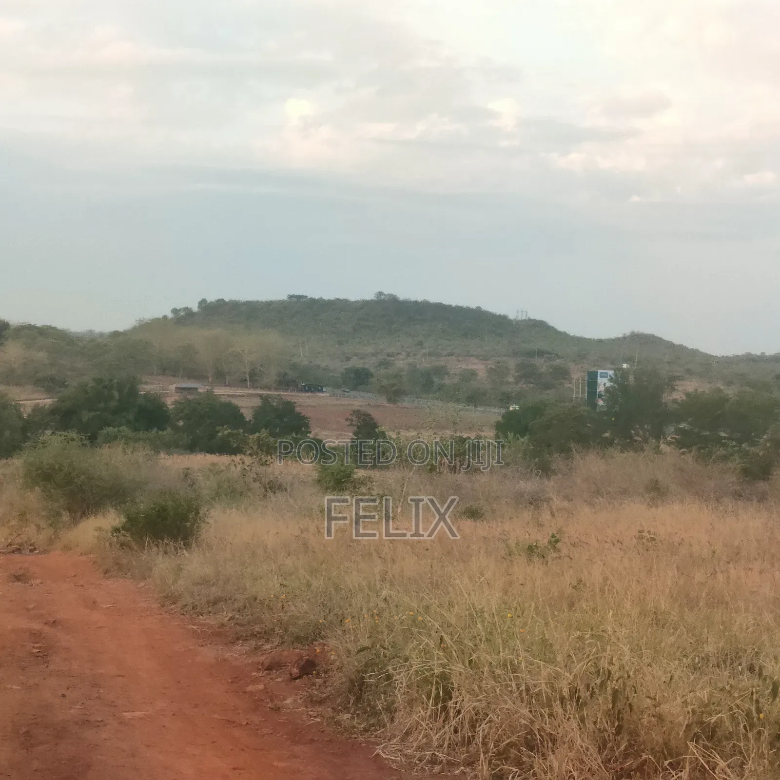 19 Acres Sagana Makutano Highway
