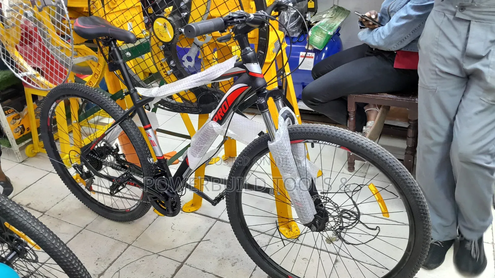 Pro Bike /Mountain Bike Size 29