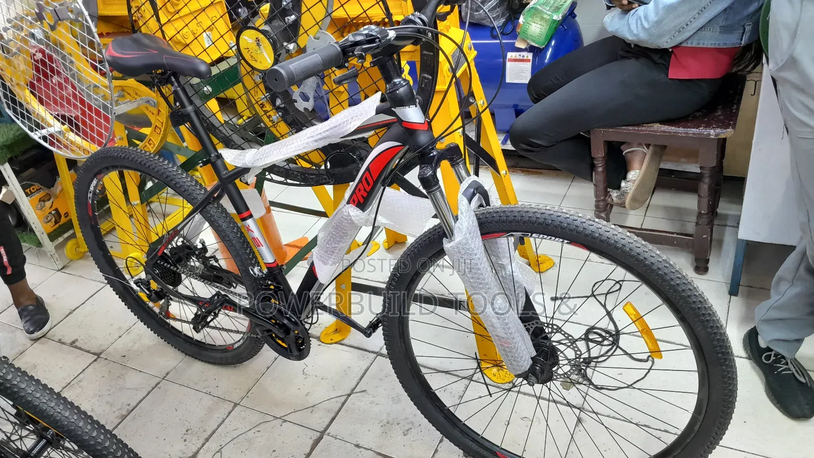 Pro Bike /Mountain Bike Size 29