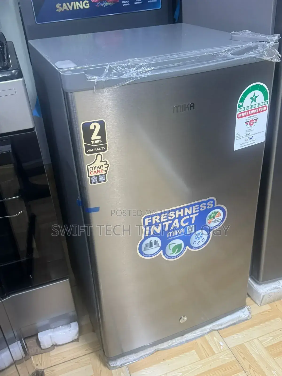 Refrigerator Mika Single Door 92 Liters