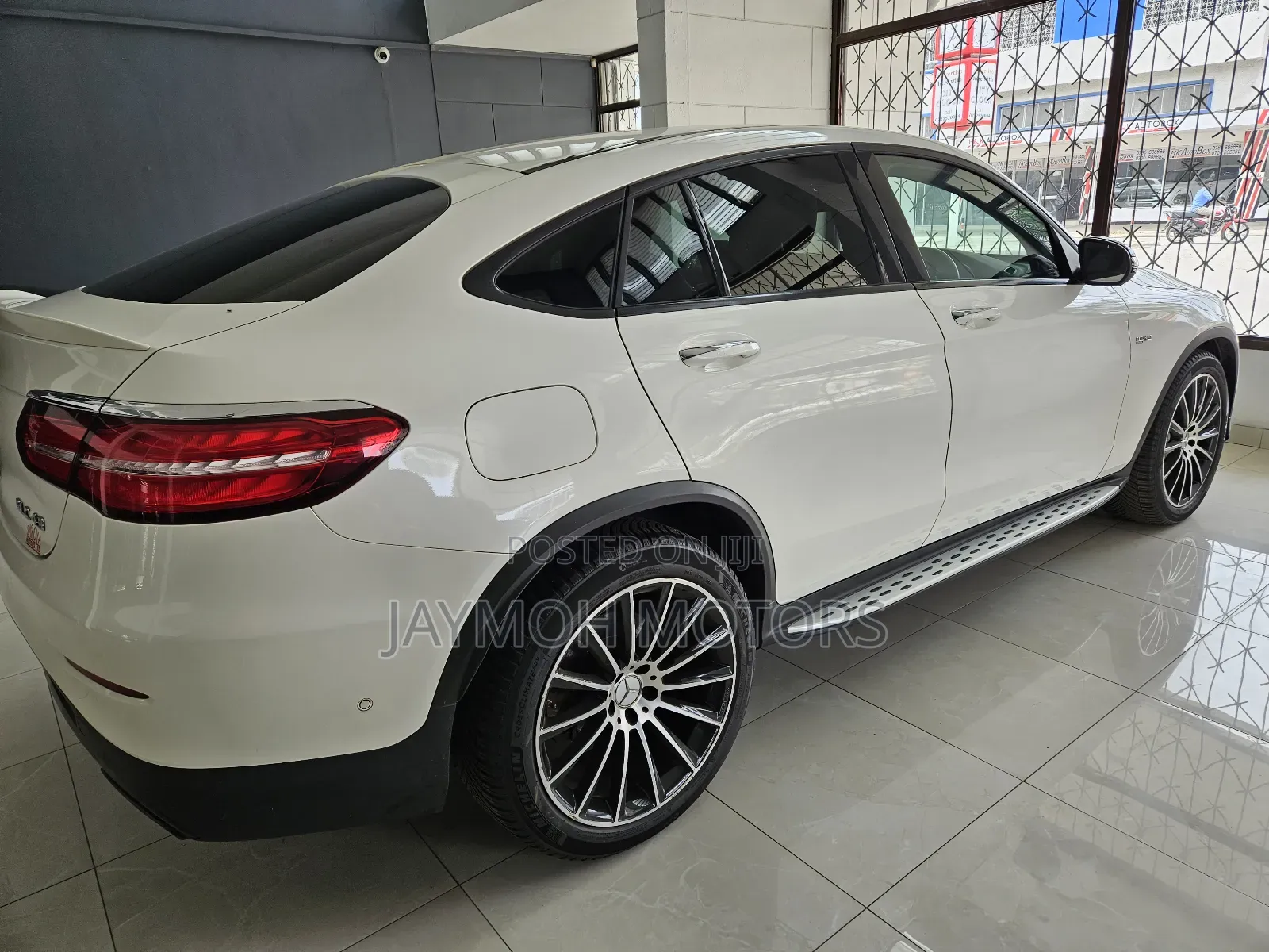 Mercedes-Benz GLC-Class 2019 White