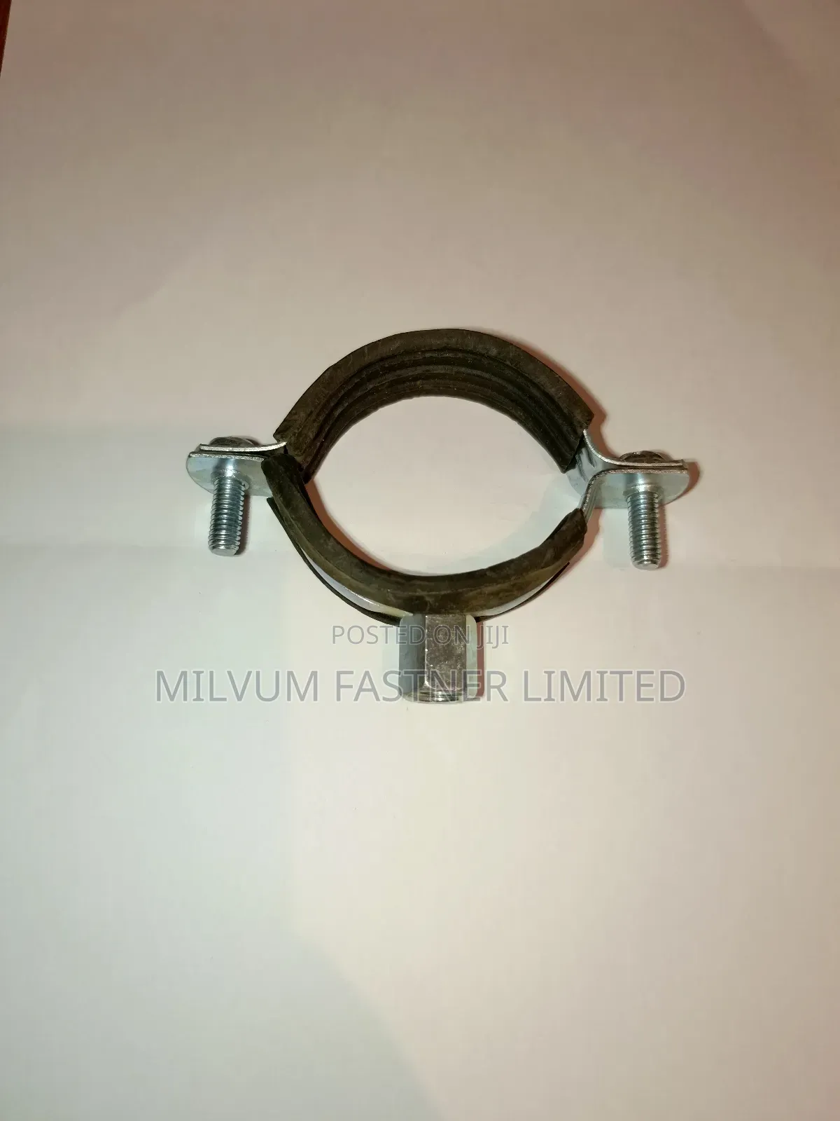 Rubber Pipe Clamp 1.5"