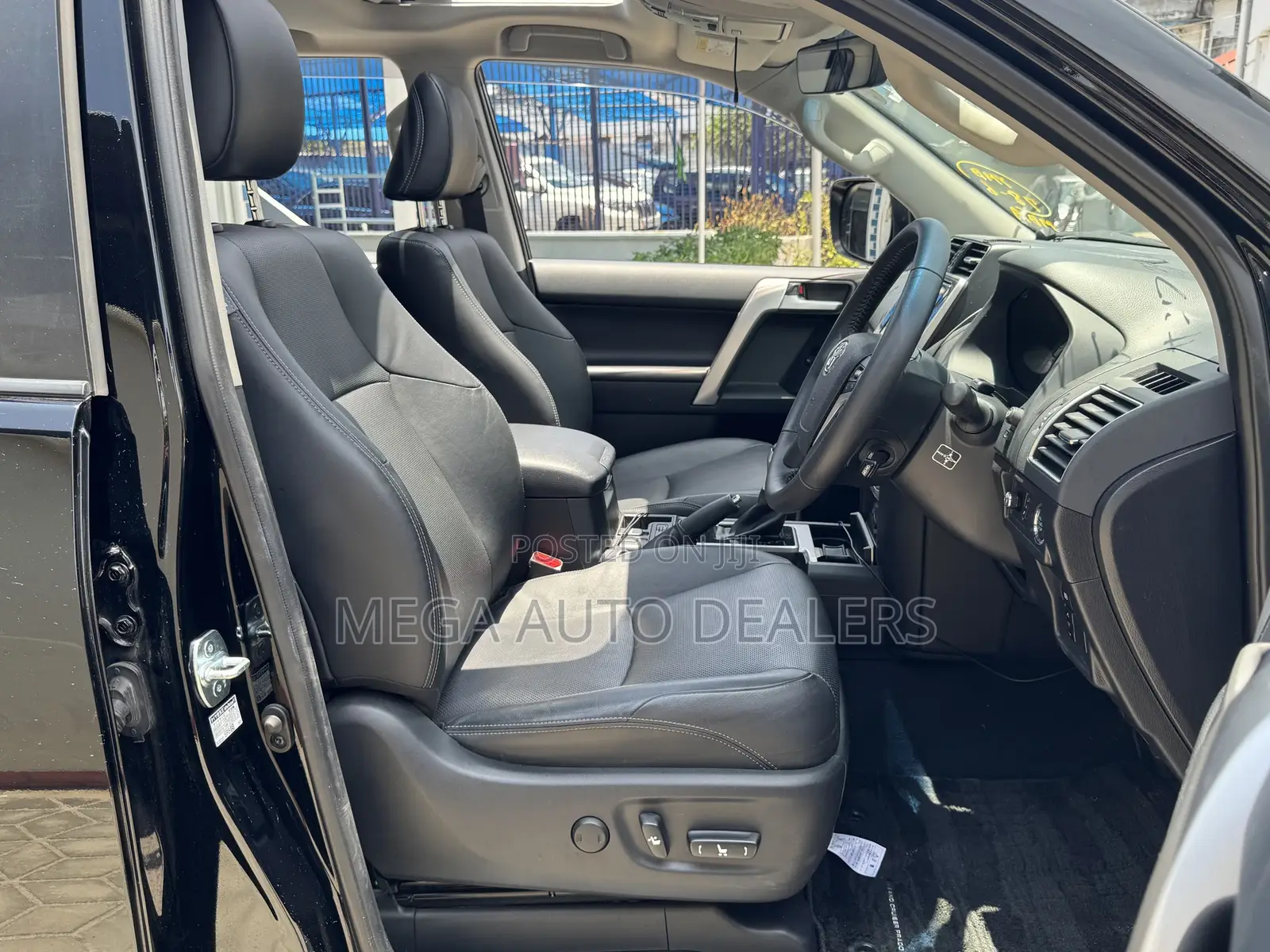 Toyota Land Cruiser Prado 2018 Black