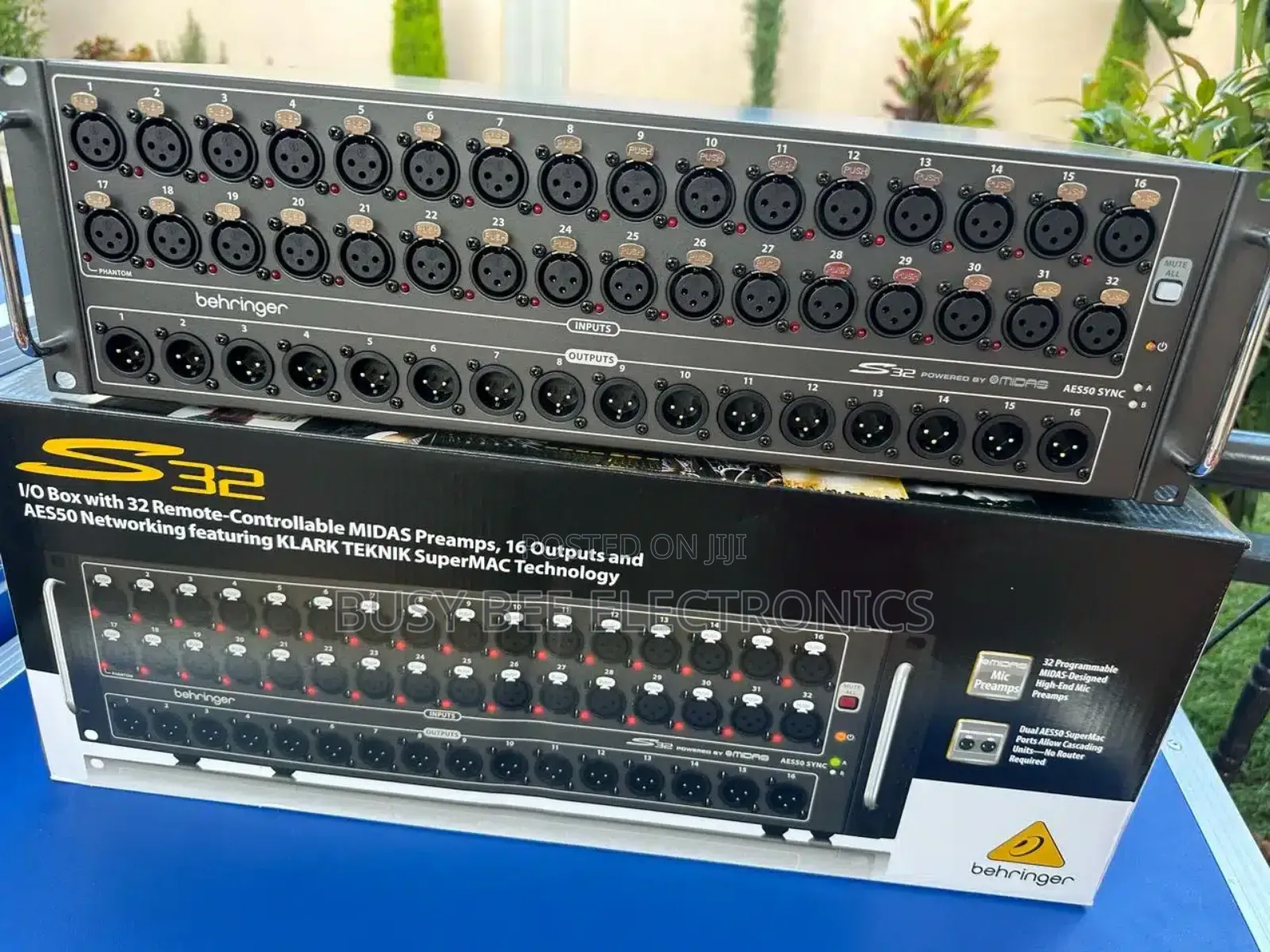 Behringer S32 32-Input / 16-Output Digital Stage Box