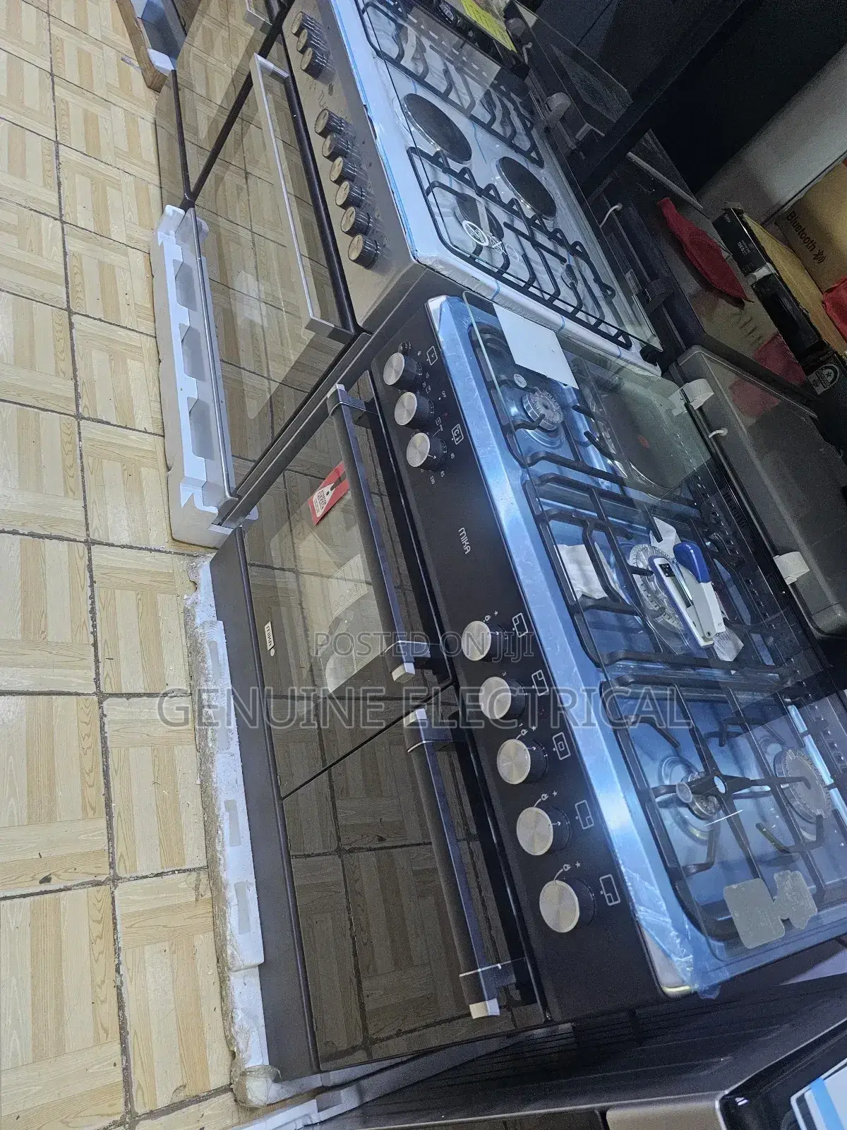60 by 90 Standing Cooker 4+2