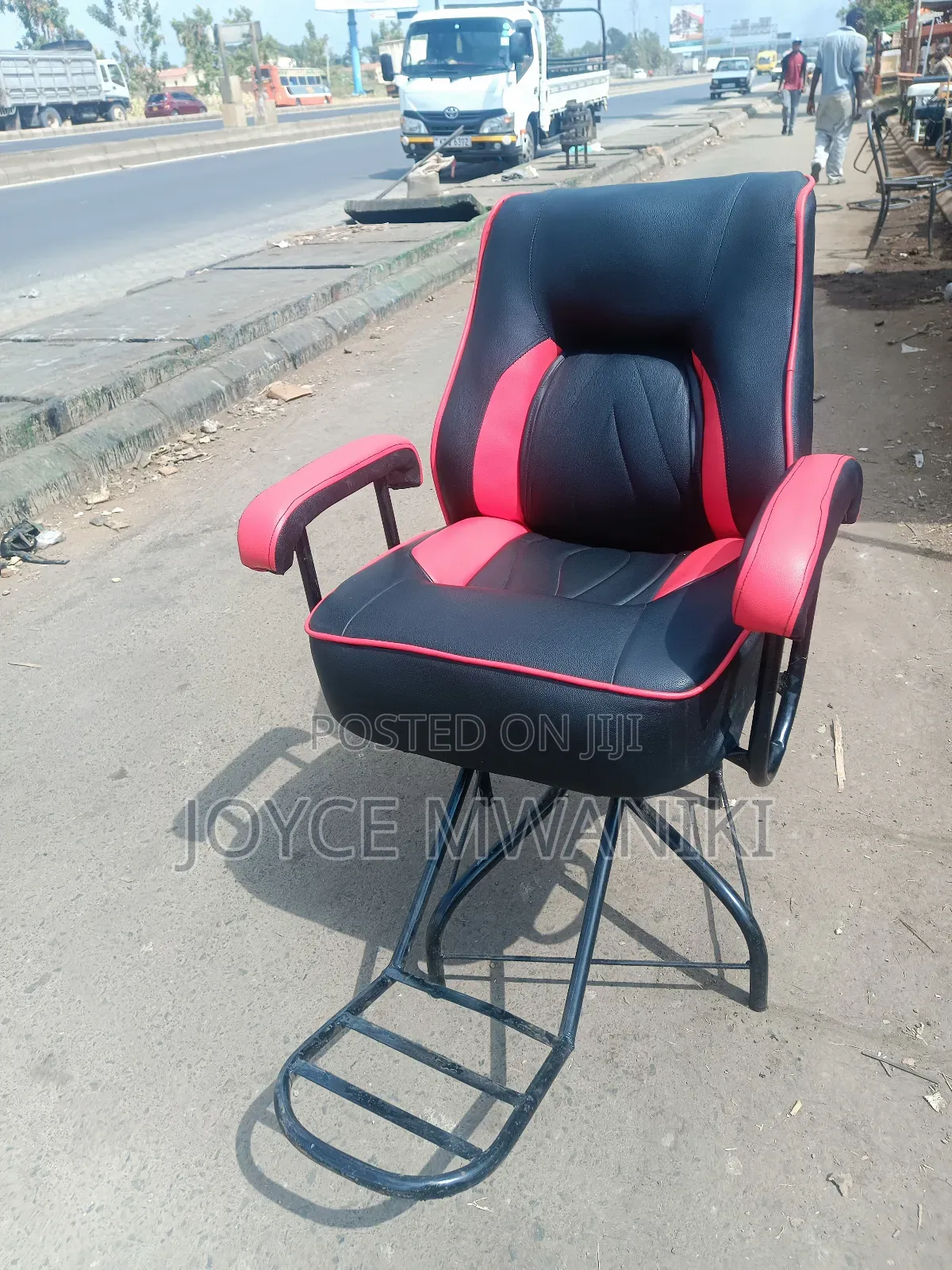 Barber Chair, Black, Red 