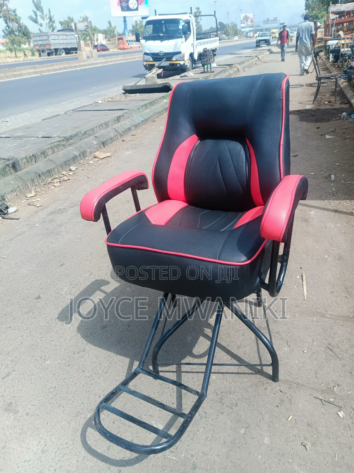 Barber Chair, Black, Red 