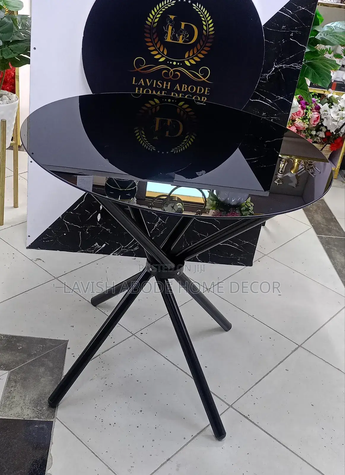 Tempered Glass Round Dining Table - Black