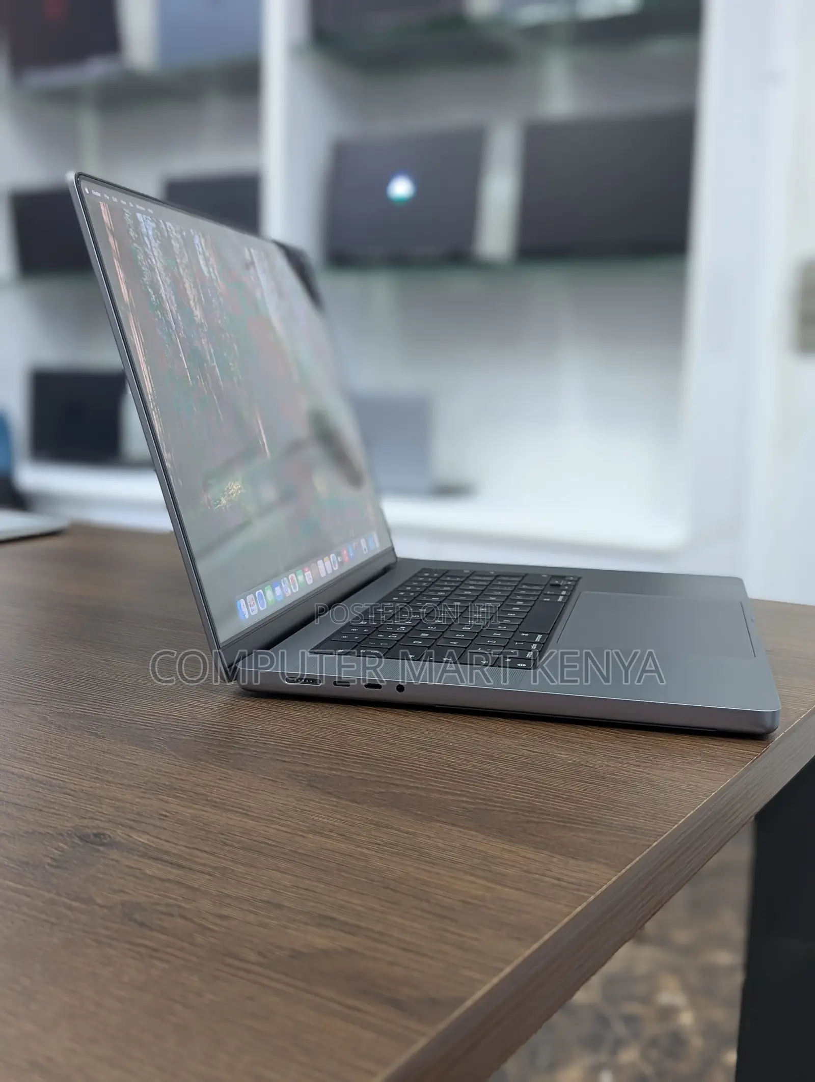 Laptop Apple MacBook Pro 2023 M2 Max 16-Inch 36GB SSD 1T