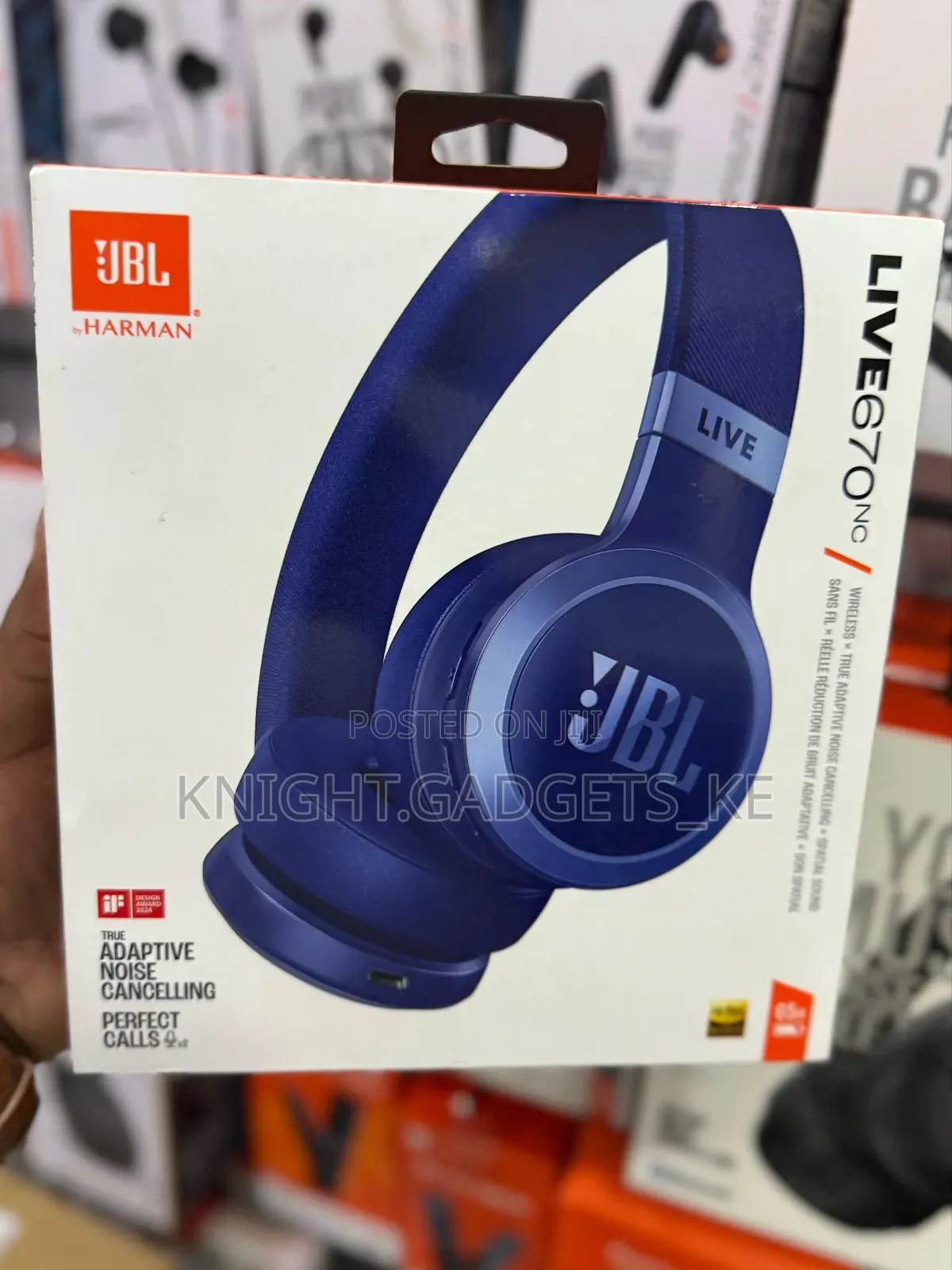JBL Live 670 Noise Cancellation Headphones 