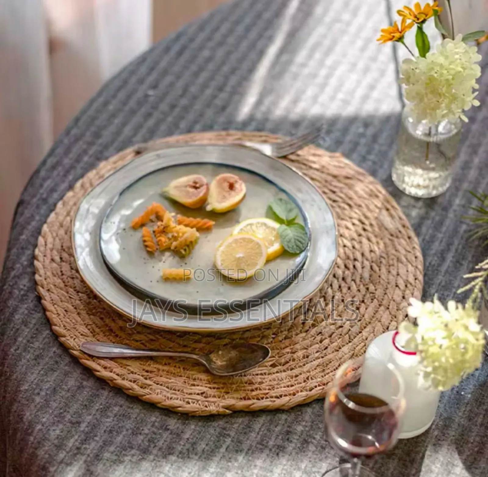 6pc Round Hand Straw Table Mats