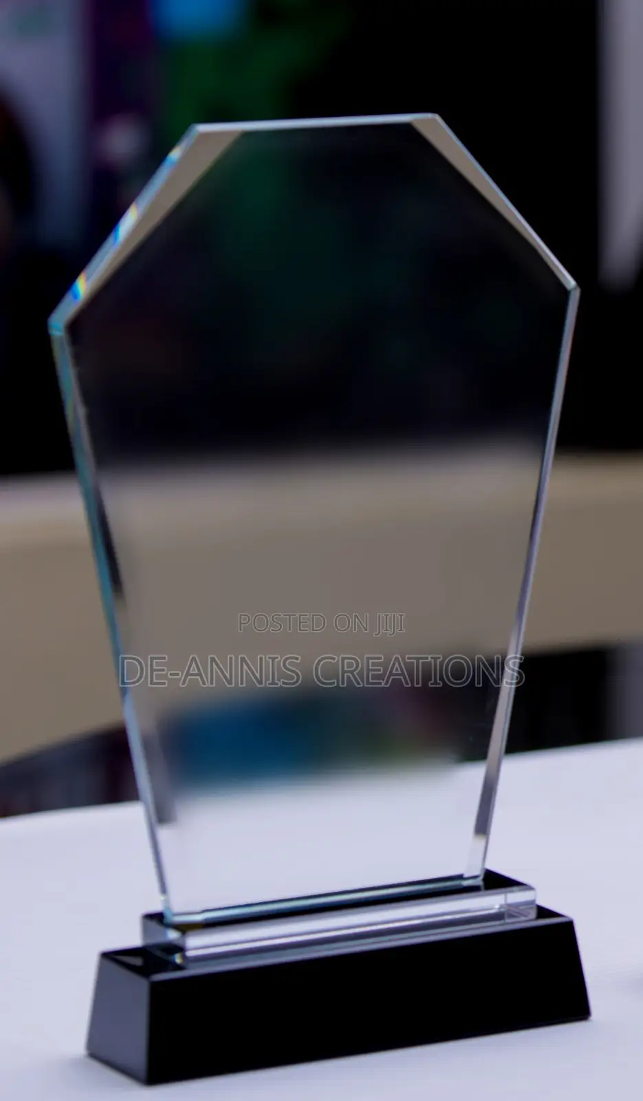 Black Shade Acrylic Award