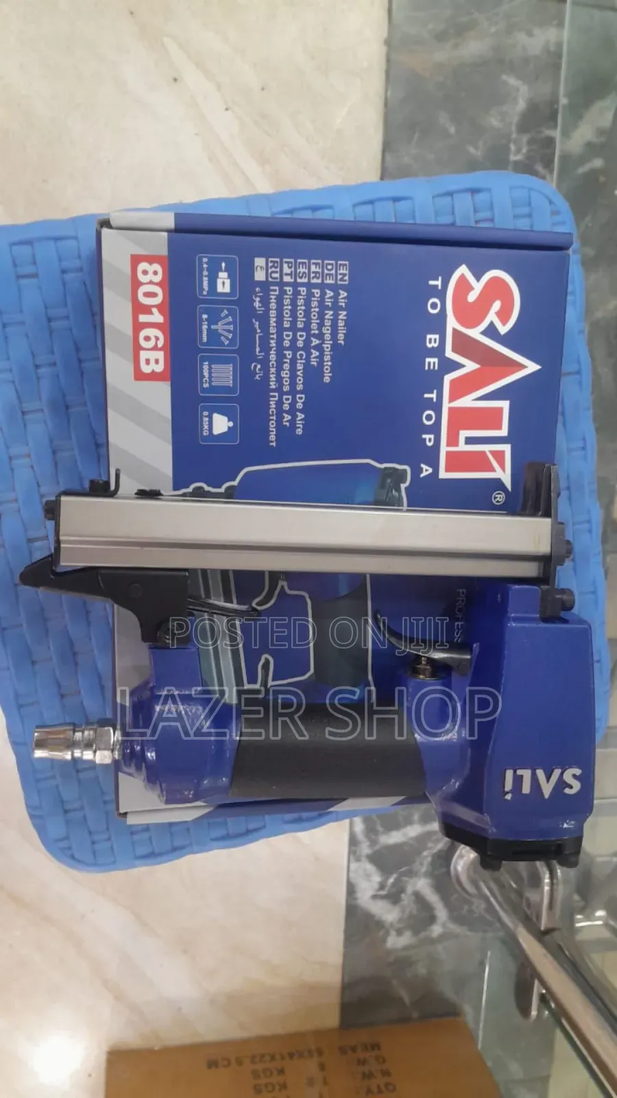 Pneumatic Nailer Gun