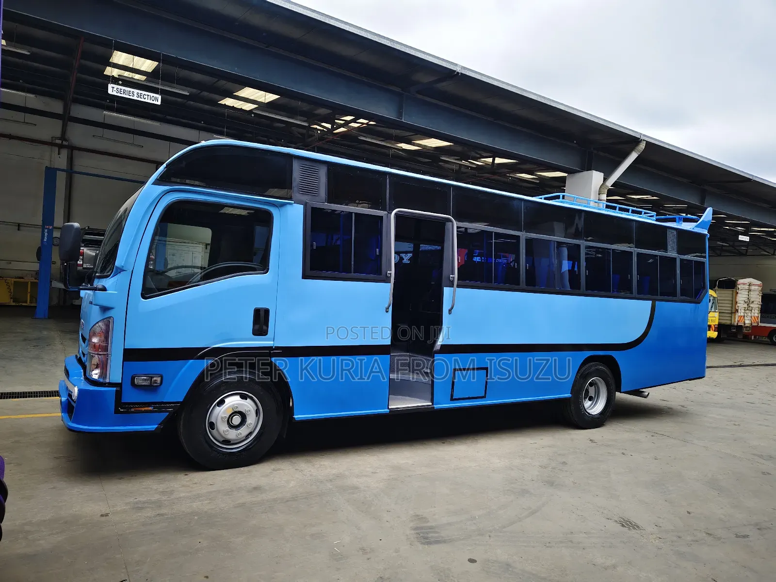 New Isuzu NQR 2024 Blue