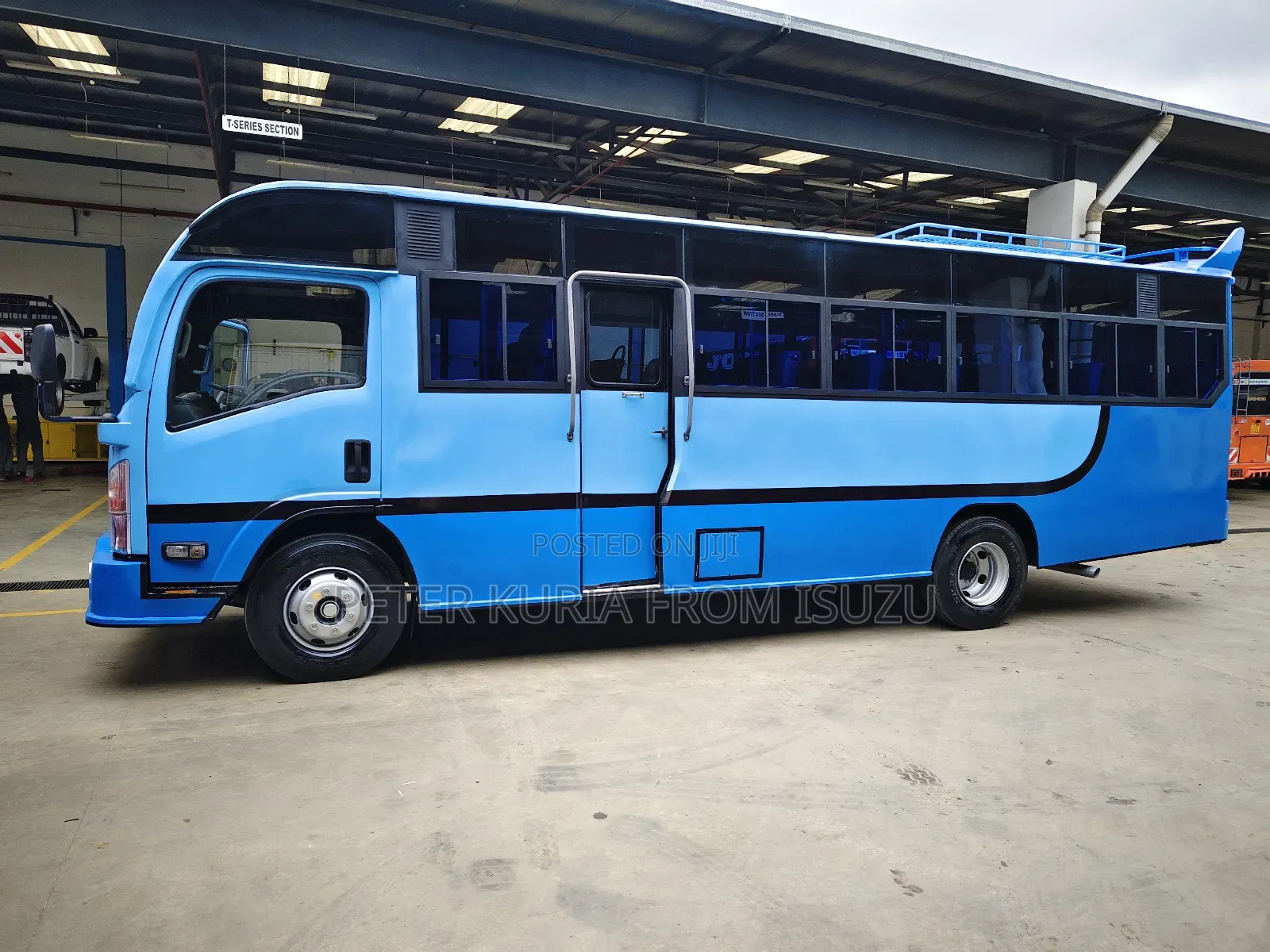 New Isuzu NQR 2024 Blue
