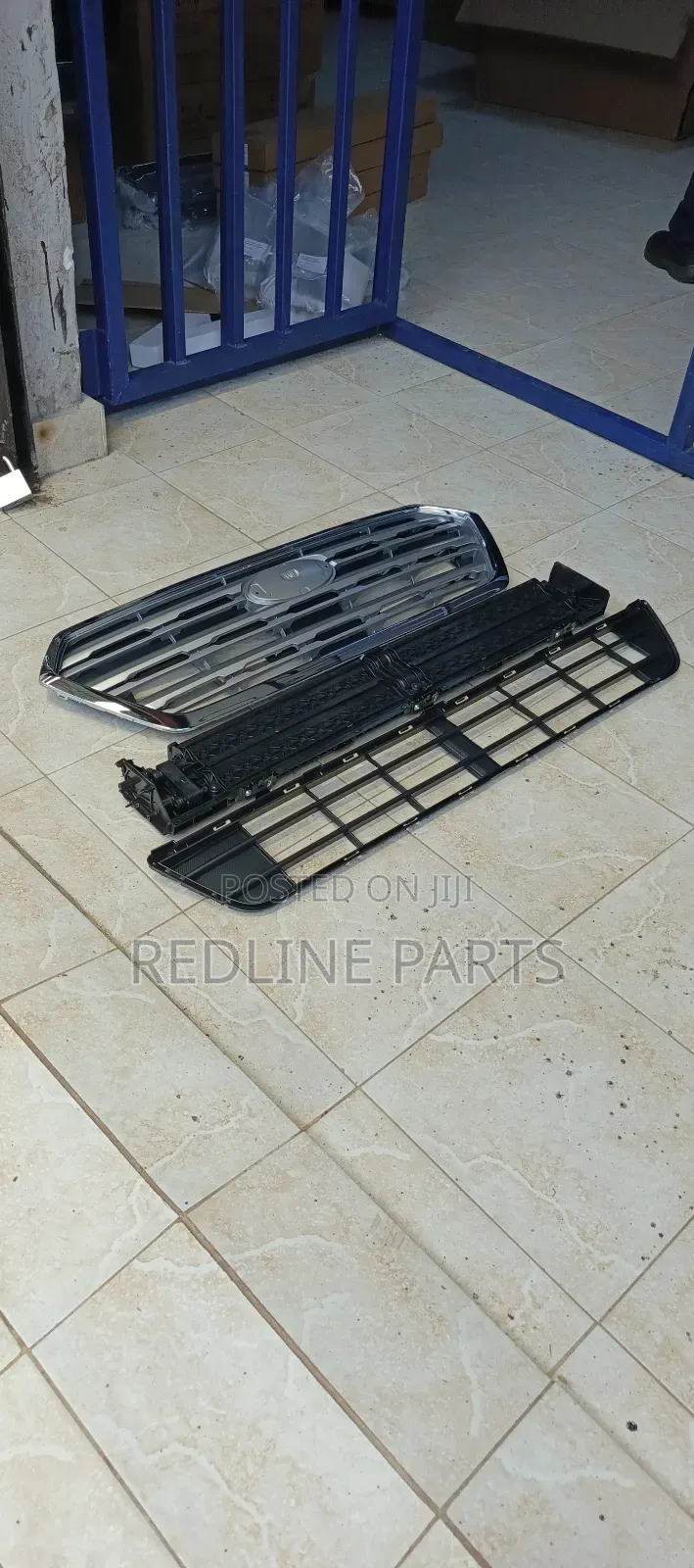 Subaru Legacy Bs9 Front Bumper Grill