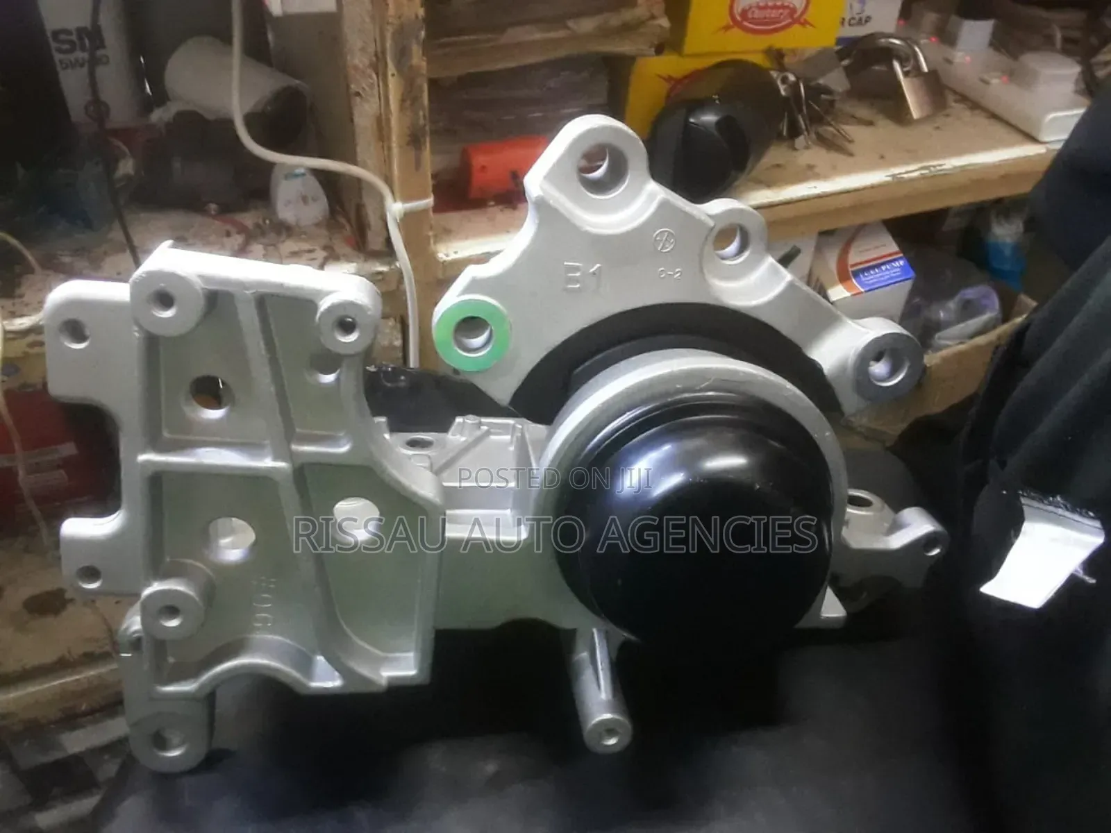 Nissan Xtrail Nt32 After Market New Gearboxmounting.