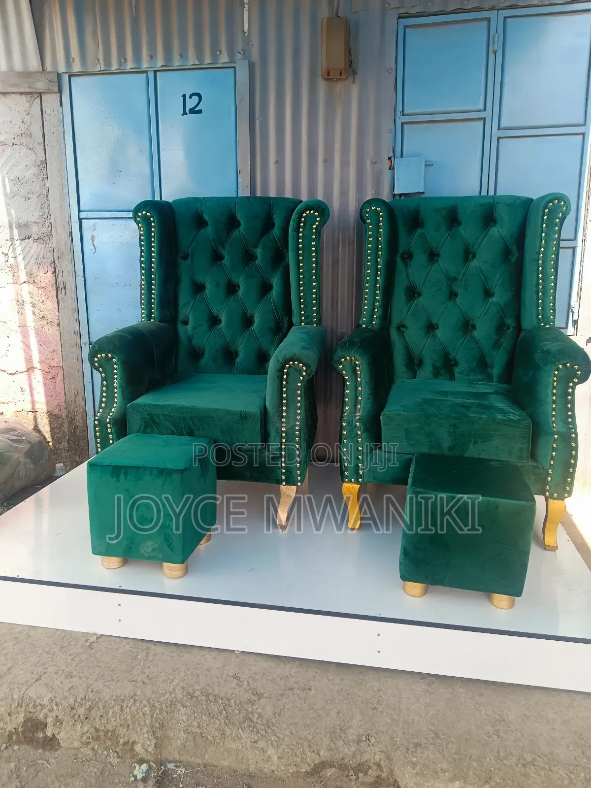 Pedicure Seats, Podium, Stools, Green 