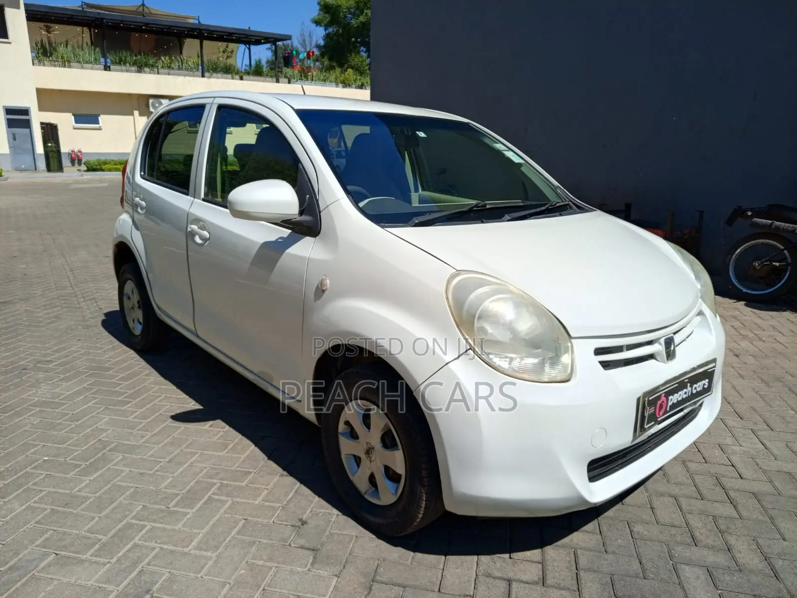 Toyota Passo 2012 White