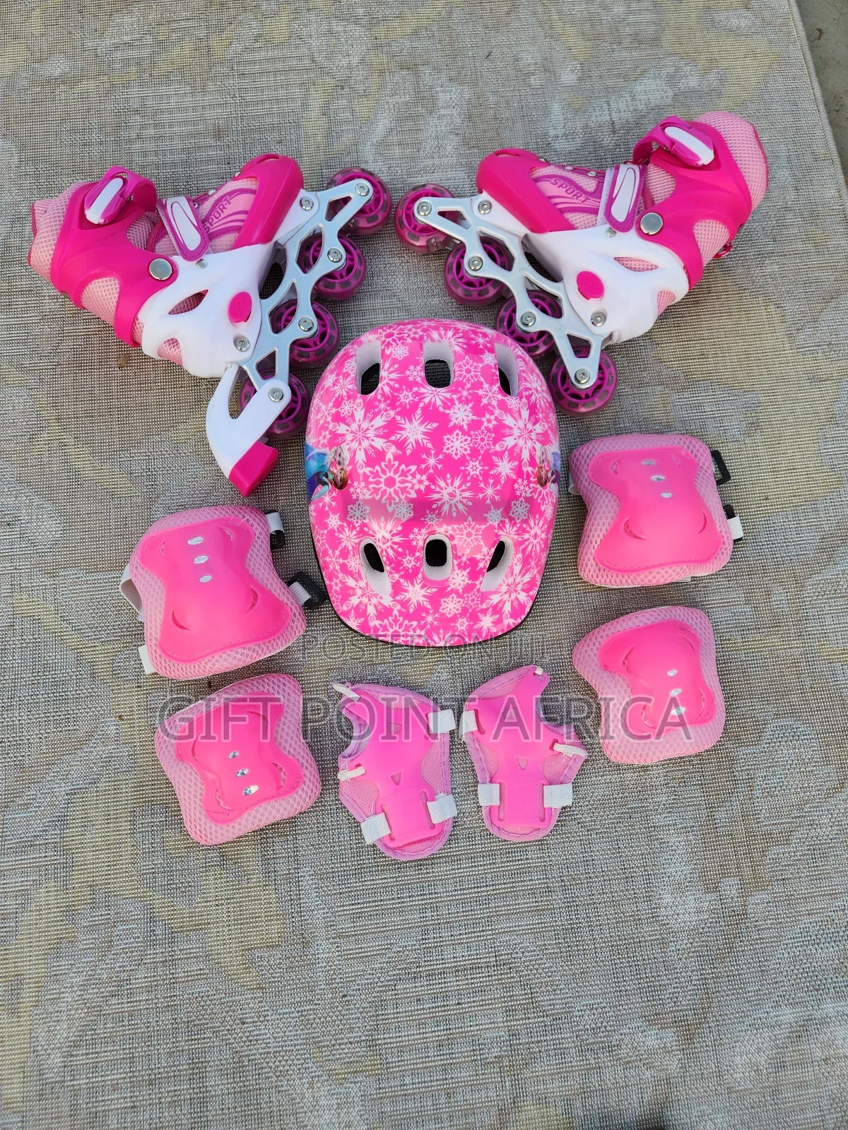 Size 31-42 Adjustable Complete Skating Shoes for Kids