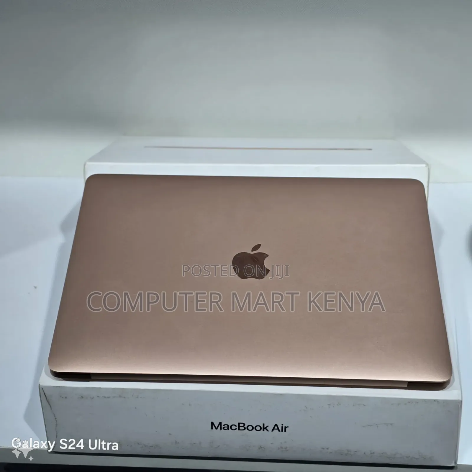 New Laptop Apple MacBook Air 2020 M1 8GB Apple M1 SSD 256GB