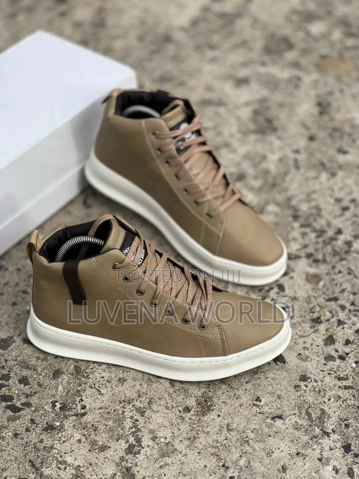 Green Beige Highcut Timber