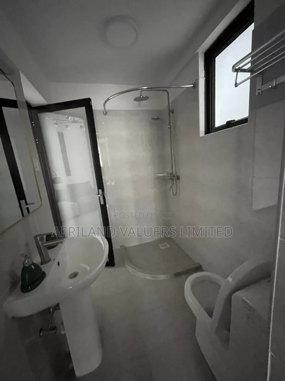 1bdrm Apartment in Kilimani for sale
