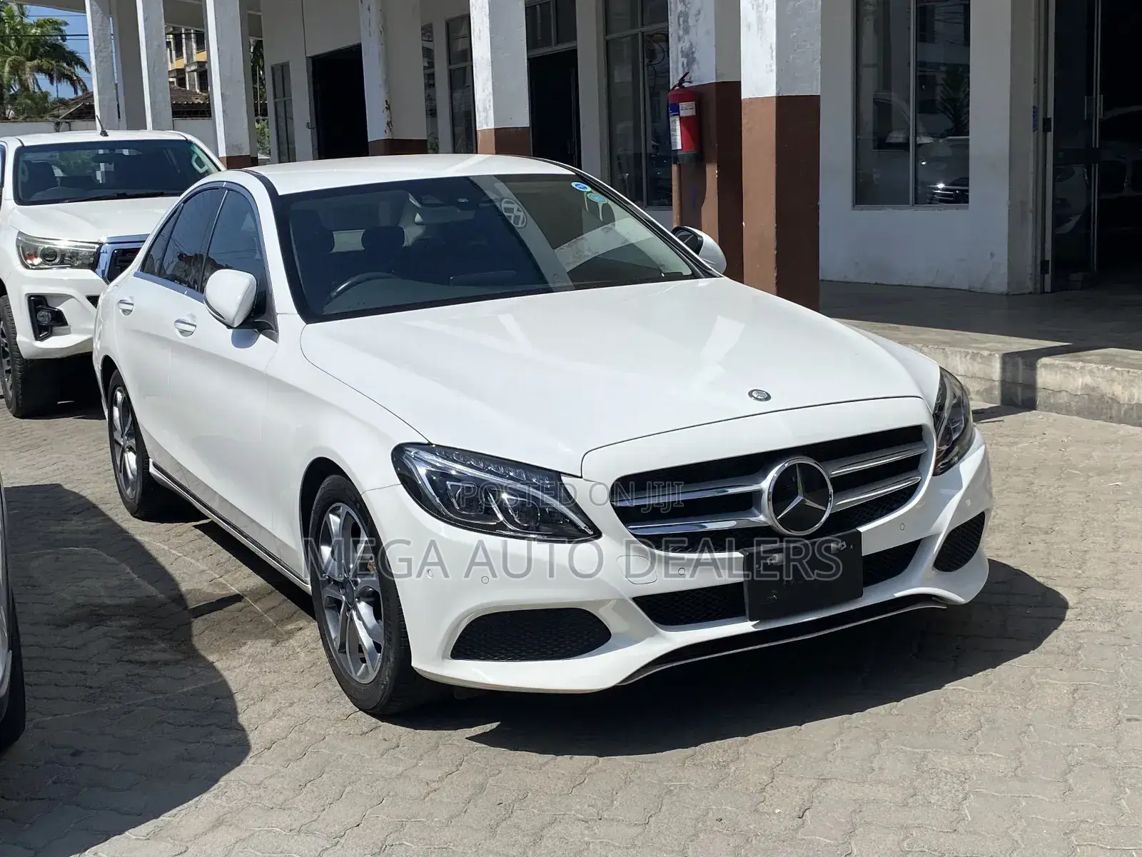 Mercedes-Benz C200 2018 White