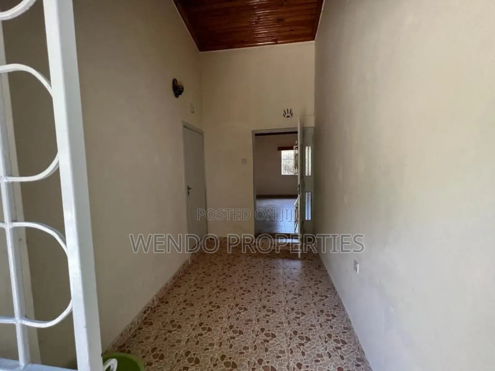 3bdrm Bungalow in Karen C for rent