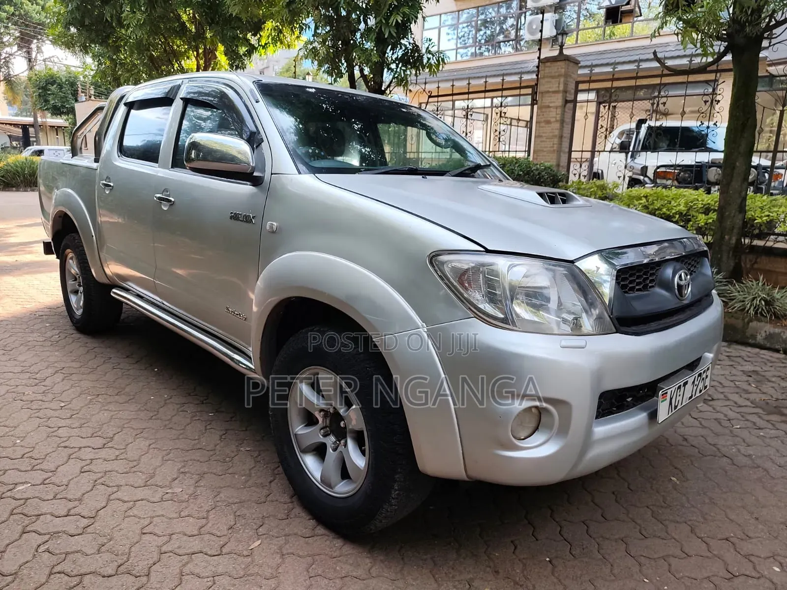 Toyota Hilux 3.0 D-4D 4x4 2012 Silver
