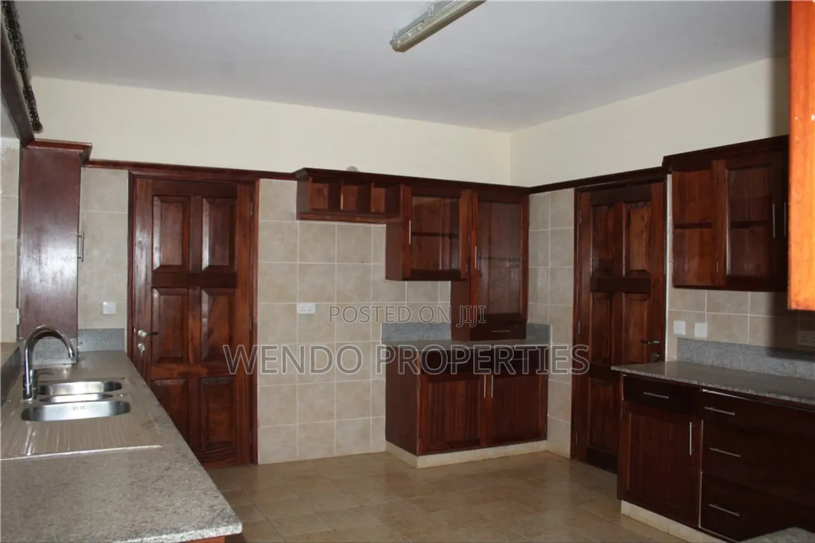 5bdrm Villa in Karen for rent