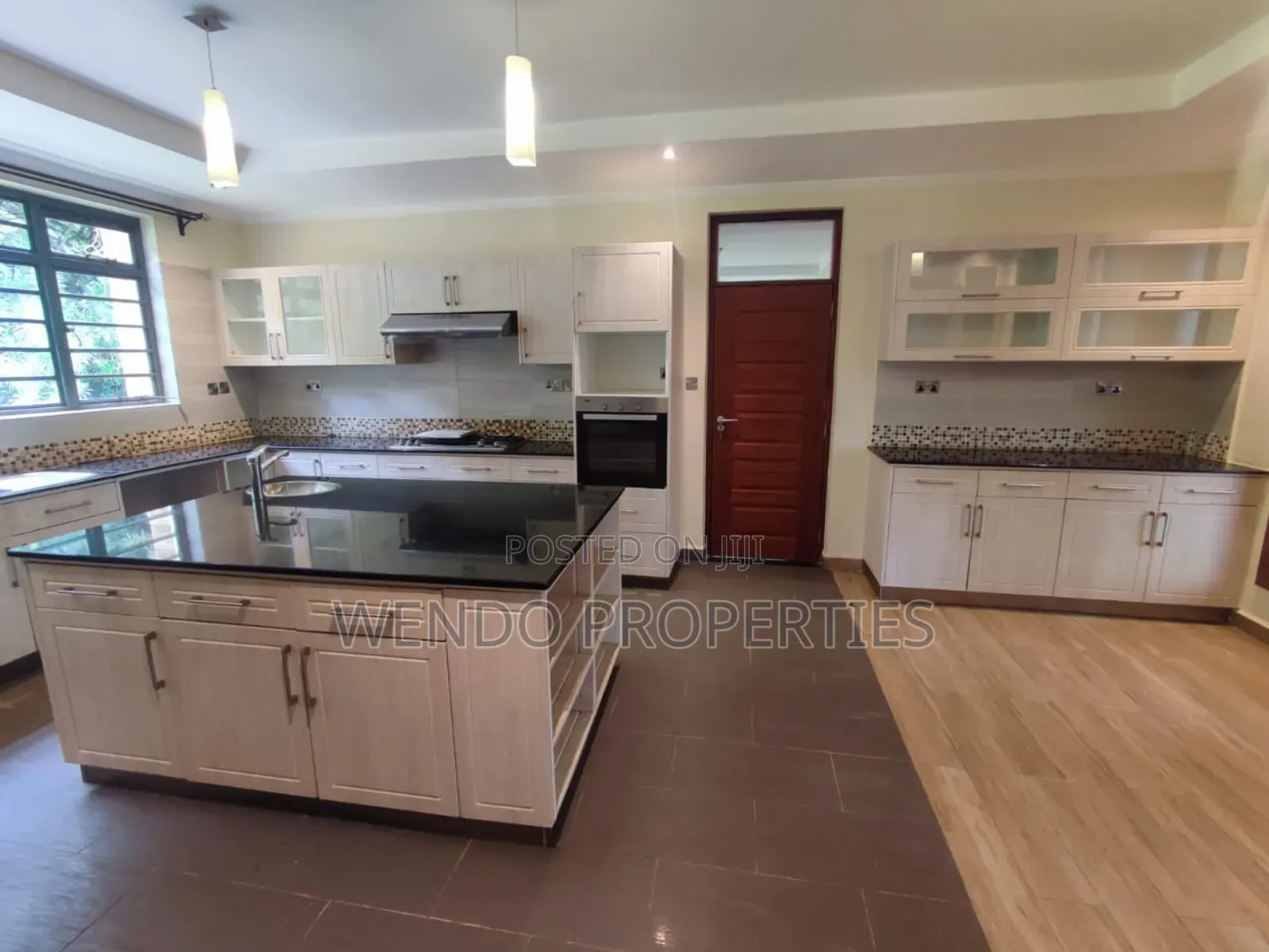 5bdrm Villa in Karen for rent