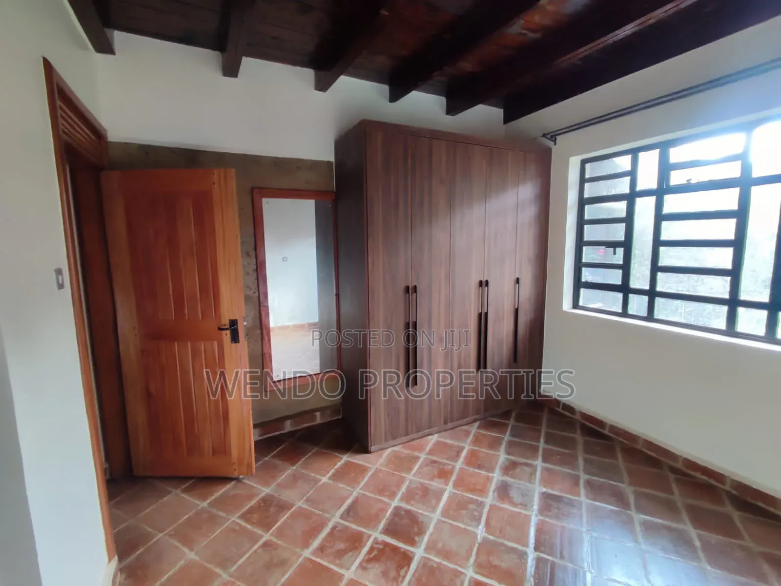 4bdrm Chalet in Karen C for rent