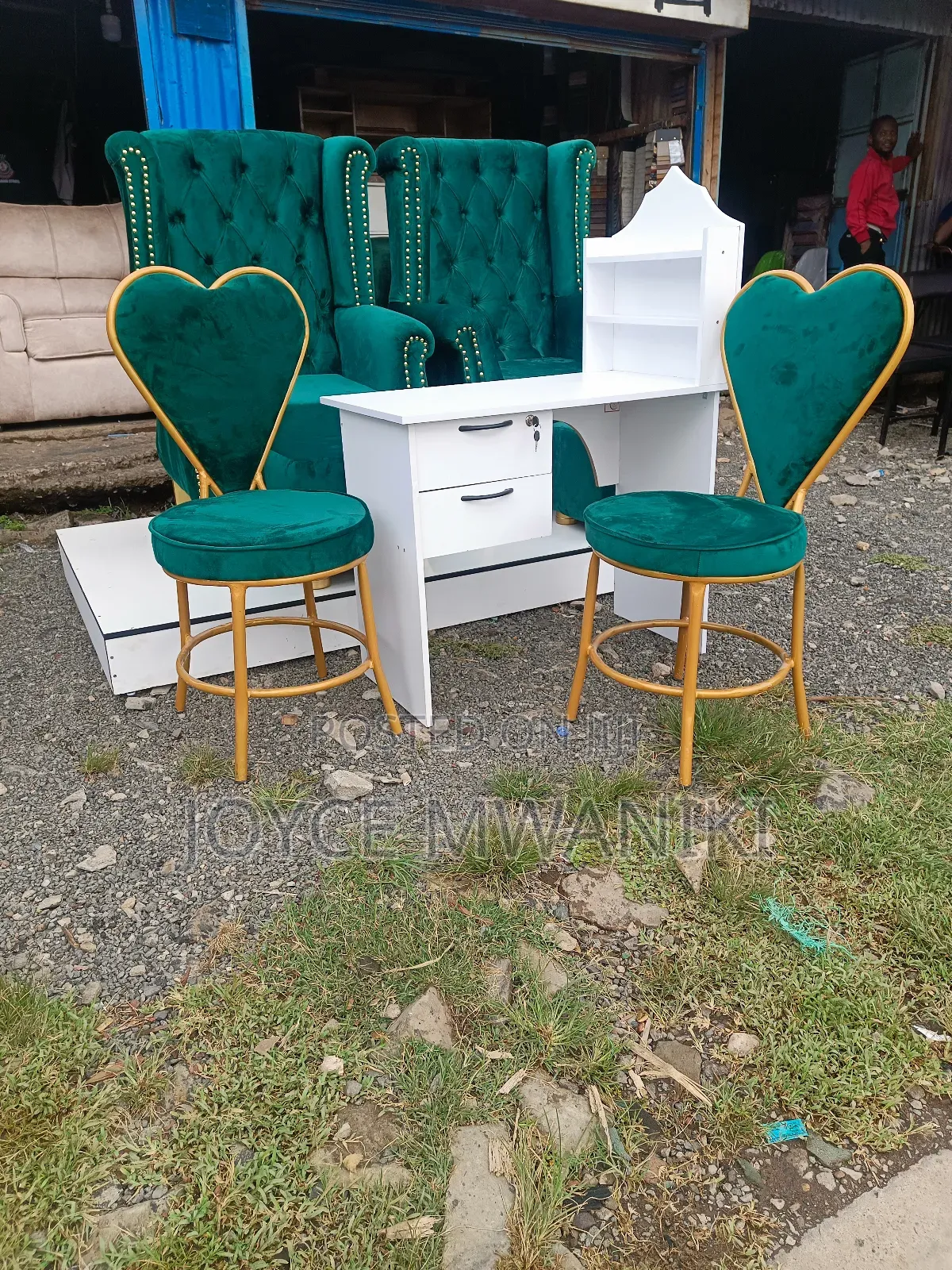 Pedicure Seats, Podium, and Manicure Set 