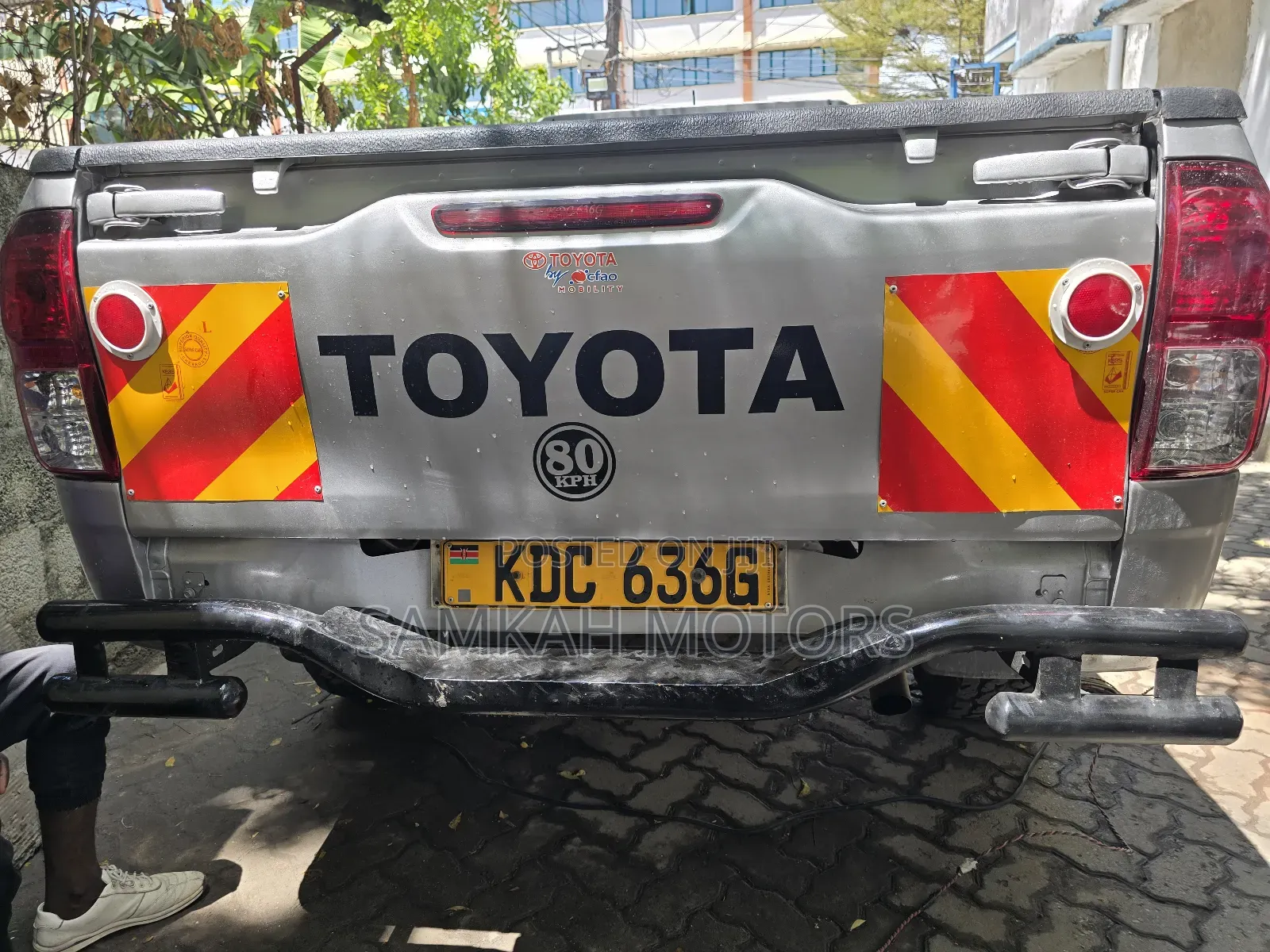 Toyota Hilux 2020 Gray
