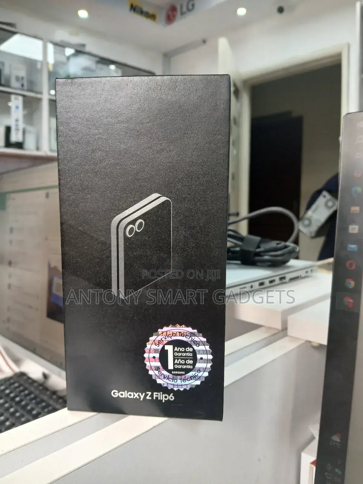 New Samsung Galaxy Z Flip6 512 GB Gray