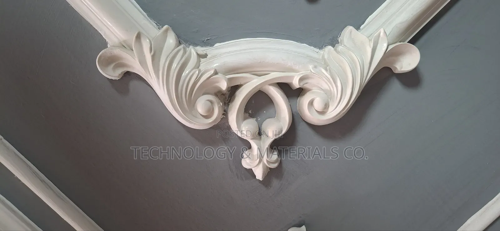 Fibre Wainscoting Corner Decor Flowers