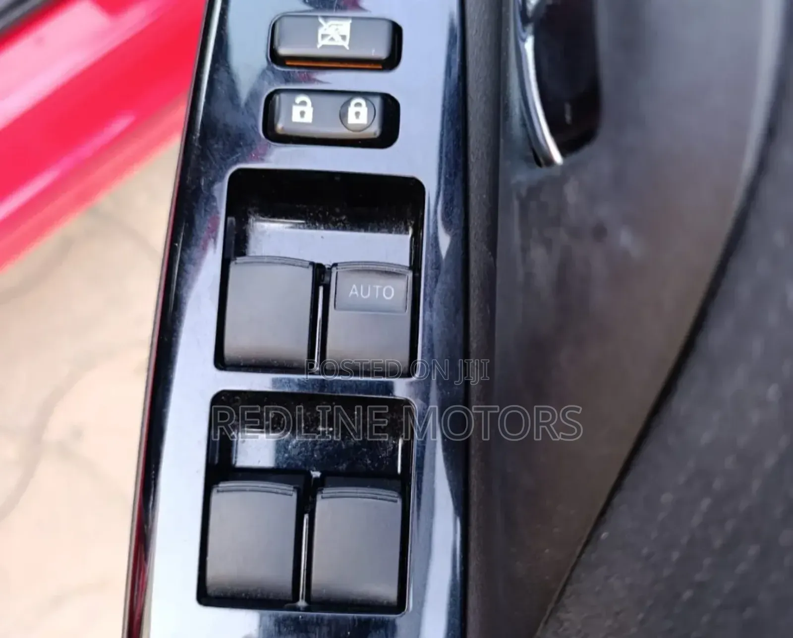 Toyota Vitz 1.5 FWD Hybrid 5dr 2018 Red