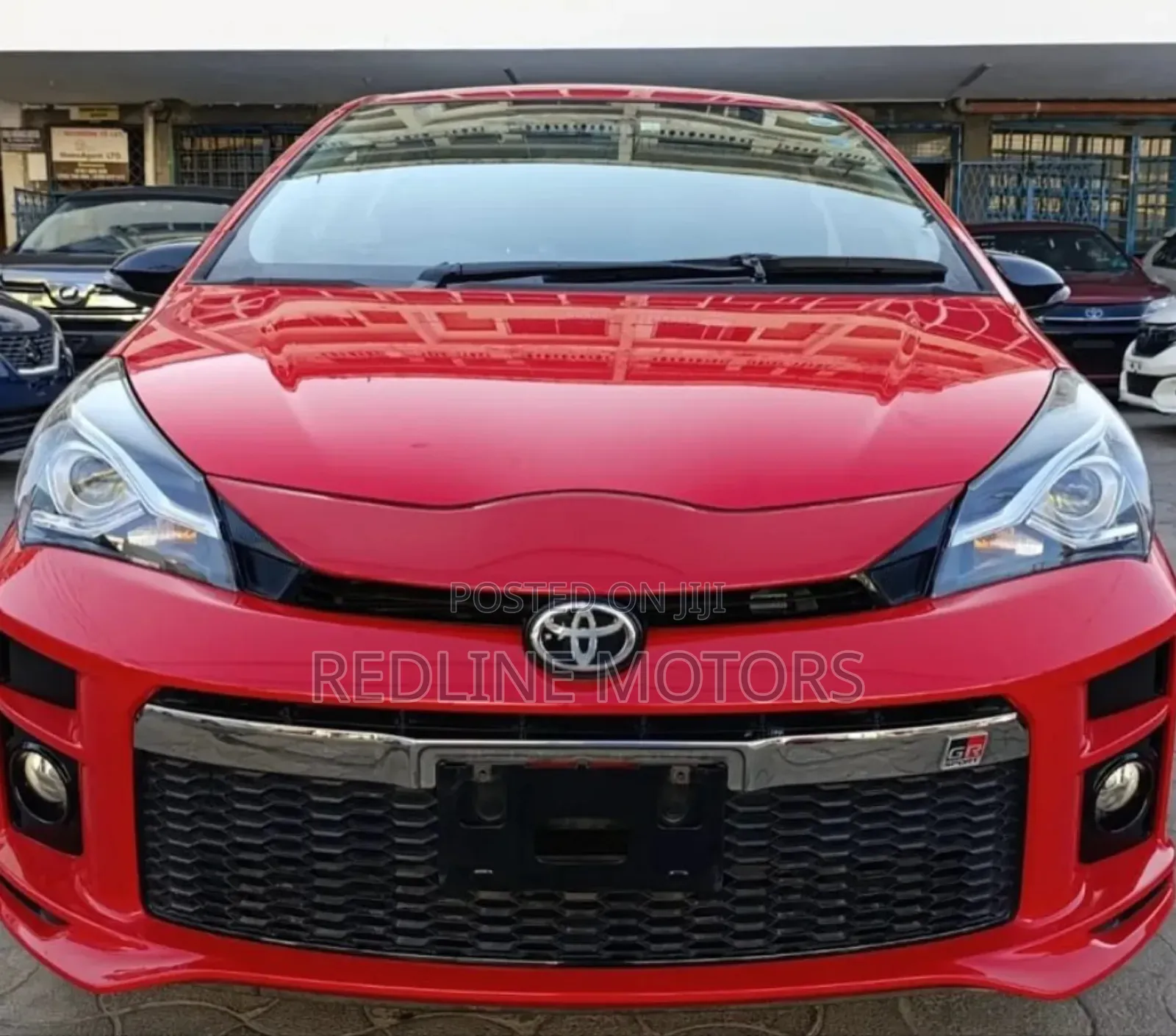 Toyota Vitz 1.5 FWD Hybrid 5dr 2018 Red