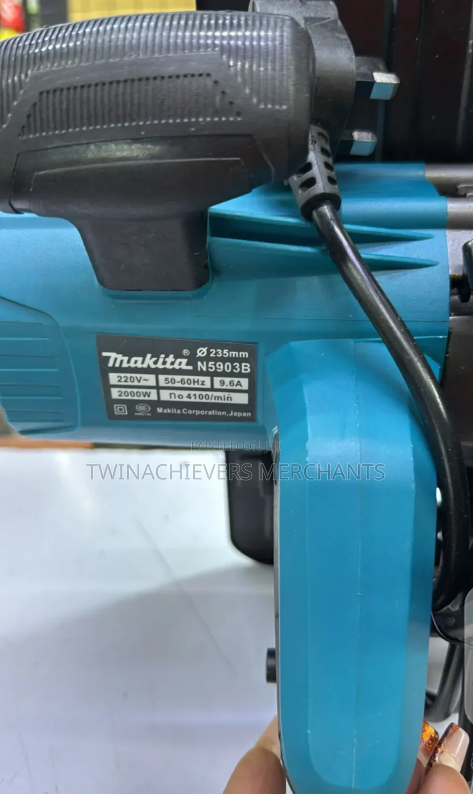 Makita Electric Circular Saw '9 2000w