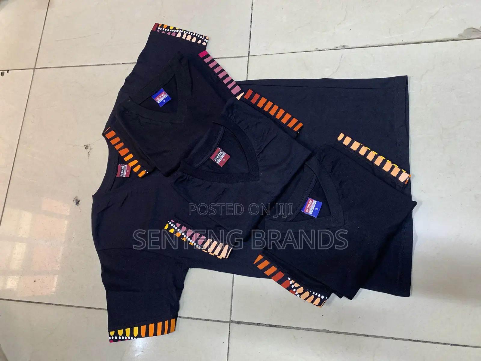 Customized V Neck Tshirts