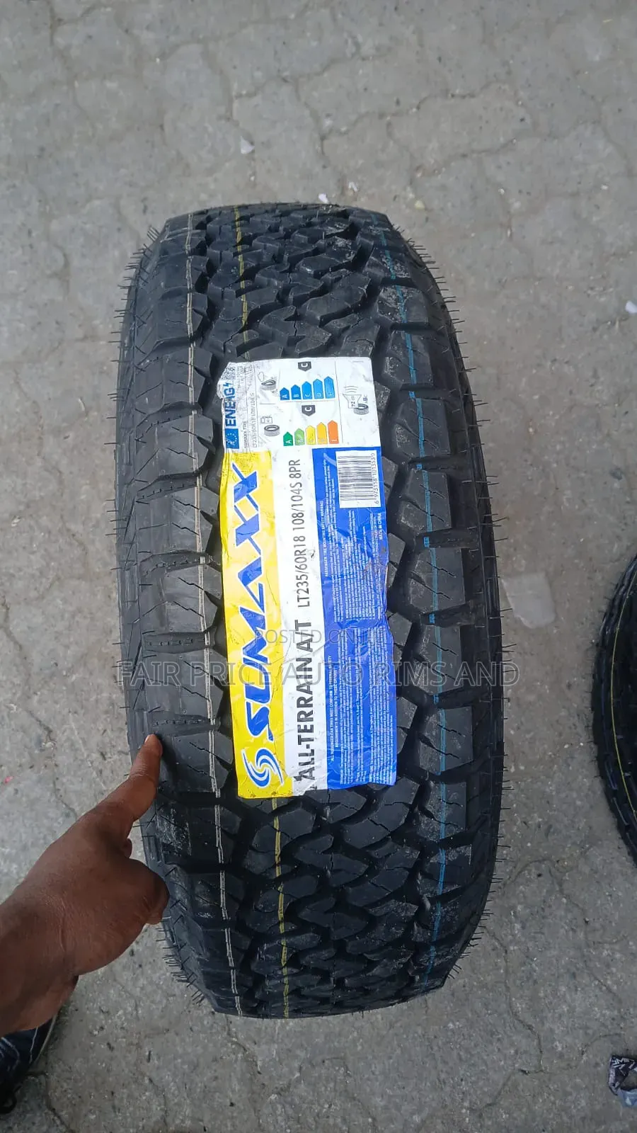 Sumax Tyres 235/60r 18.