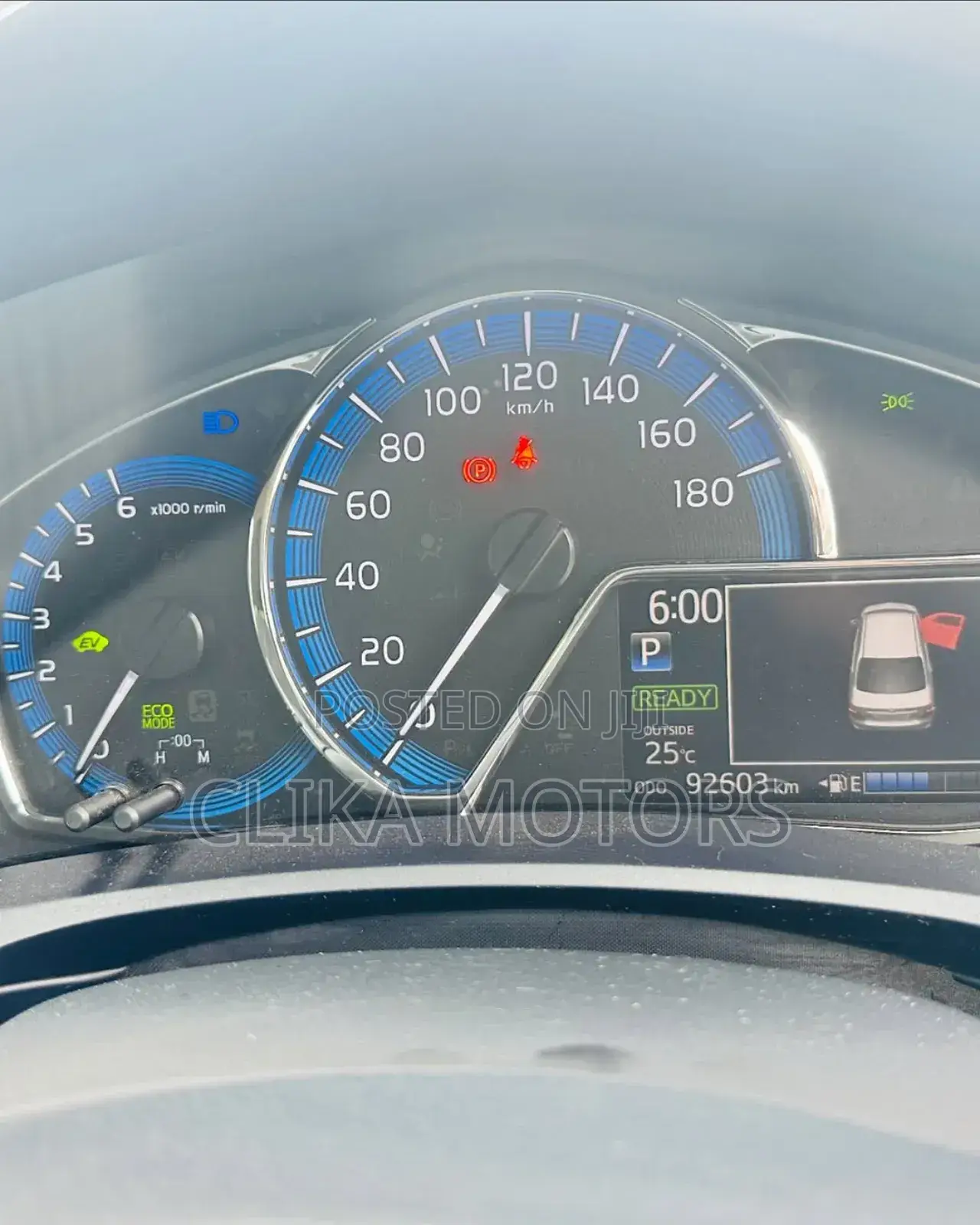 Toyota Axio 1.5 Hybrid 2WD 2019 Silver