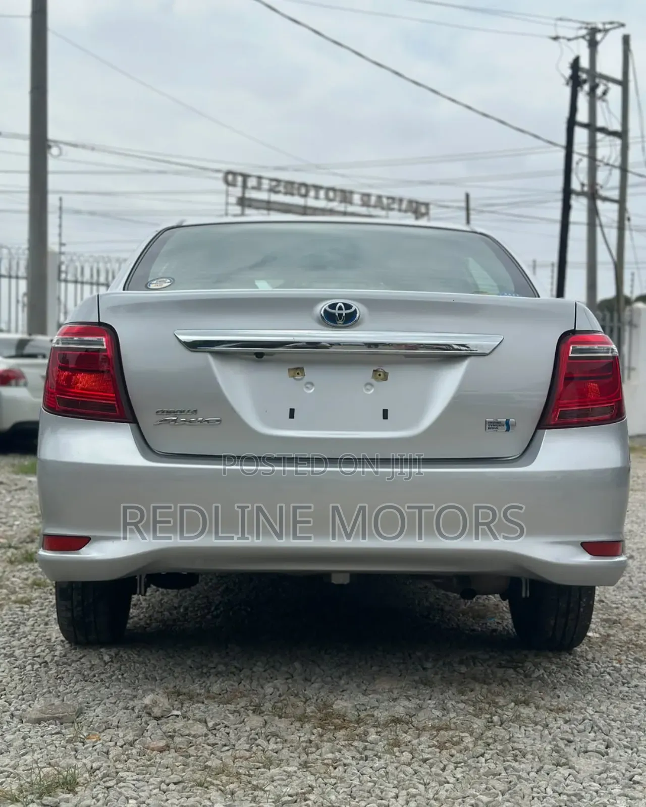 Toyota Axio 1.5 Hybrid 2WD 2019 Silver