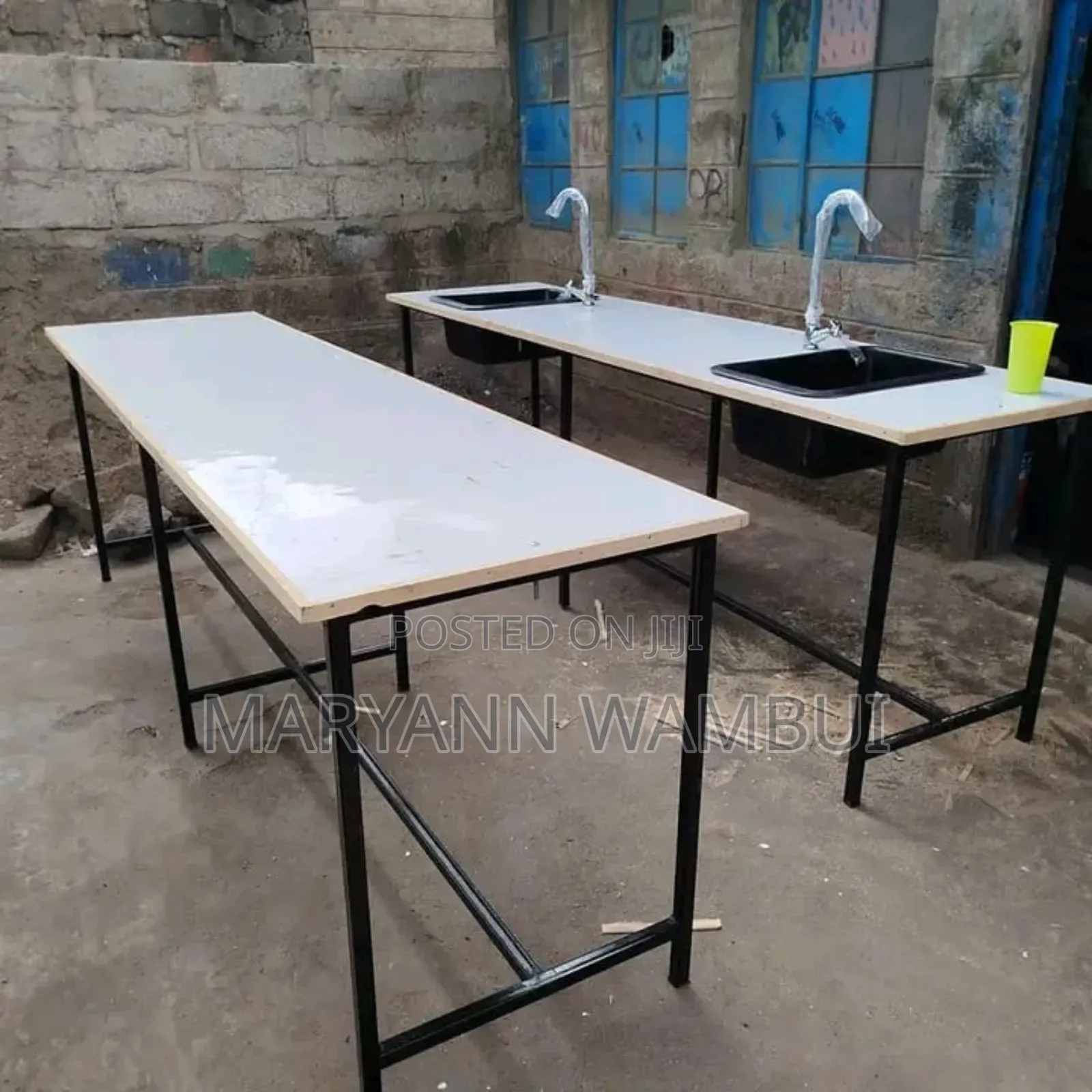 Laboratory Tables With Sink